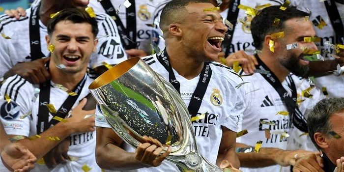 Kylian Mbappe Mencetak Gol Dalam Debut Saat Real Madrid Memenangkan Piala Super