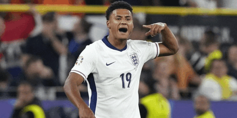 Kok Bisa? MU Tiba-Tiba Mundur dari Perburuan Ollie Watkins