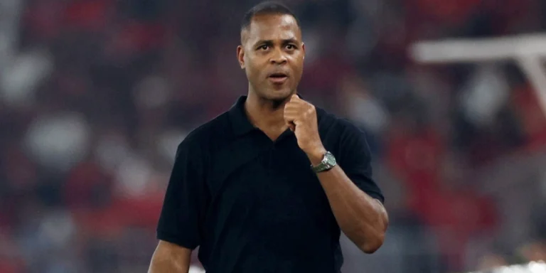 Kepergian Kluivert dari Timnas Indonesia: Kejutan yang Sama Aneh dengan Pengangkatannya