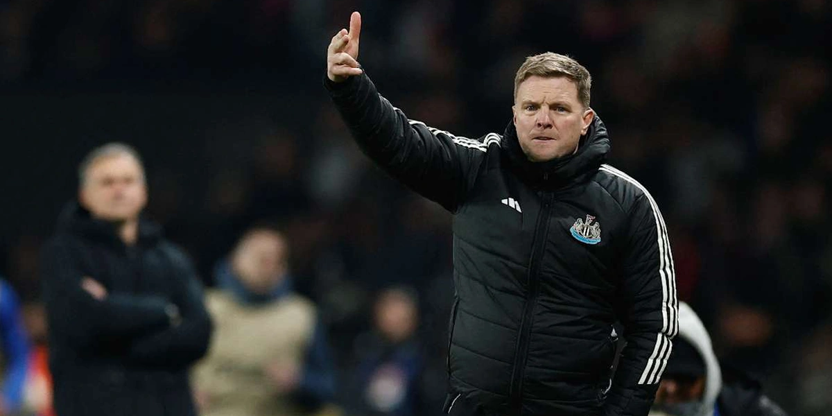 Eddie-Howe-Kritik-VARWasit-Terlalu-Bergantung-Teknologi